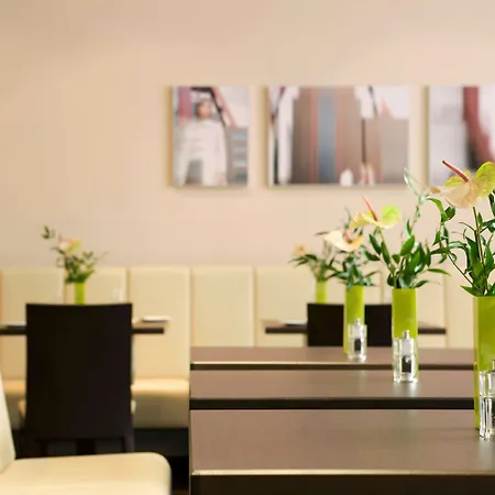 Intercityhotel Hotel