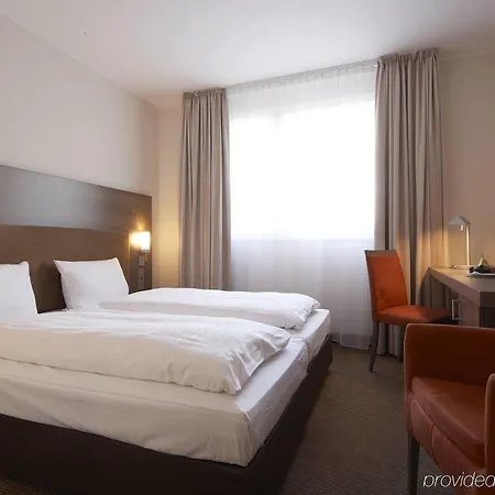 Hotel Intercityhotel 4*